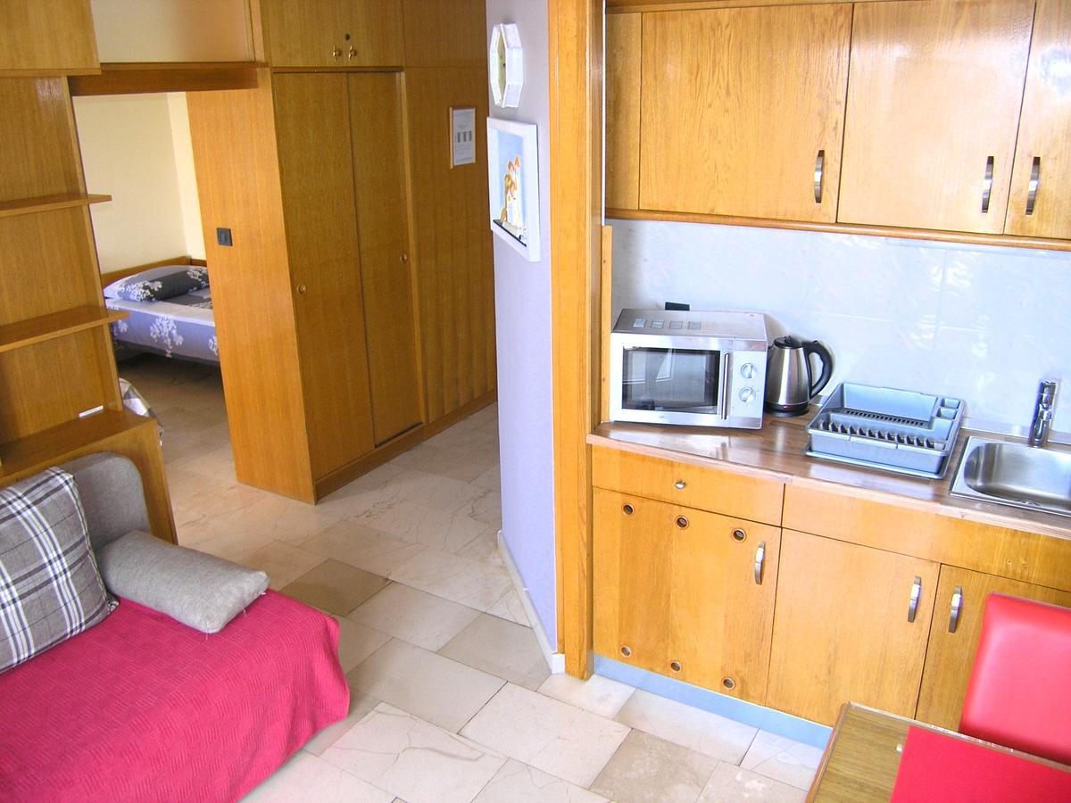 Apartments Oribella คิร์ก ภายนอก รูปภาพ