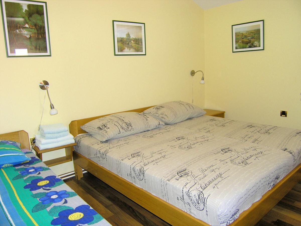 Apartments Oribella คิร์ก ภายนอก รูปภาพ