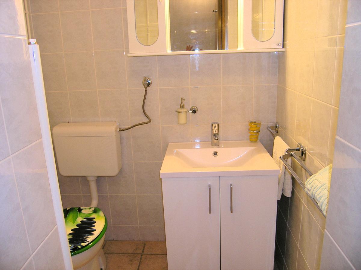 Apartments Oribella คิร์ก ภายนอก รูปภาพ