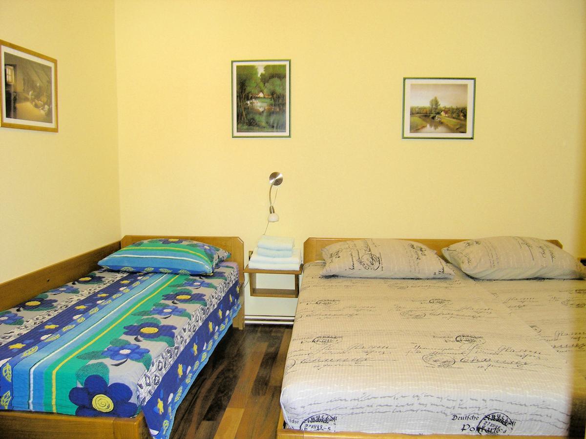 Apartments Oribella คิร์ก ภายนอก รูปภาพ