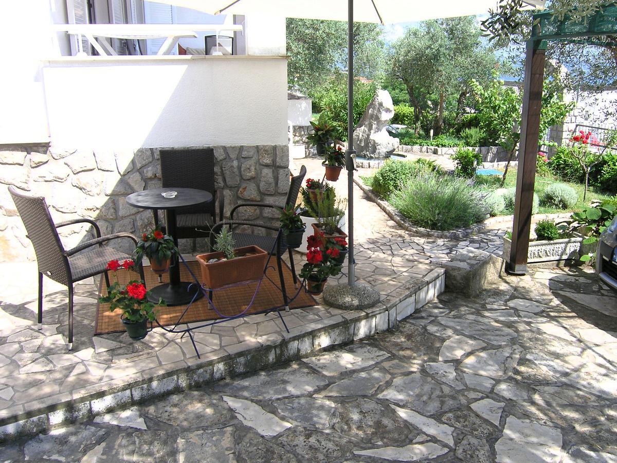 Apartments Oribella คิร์ก ภายนอก รูปภาพ
